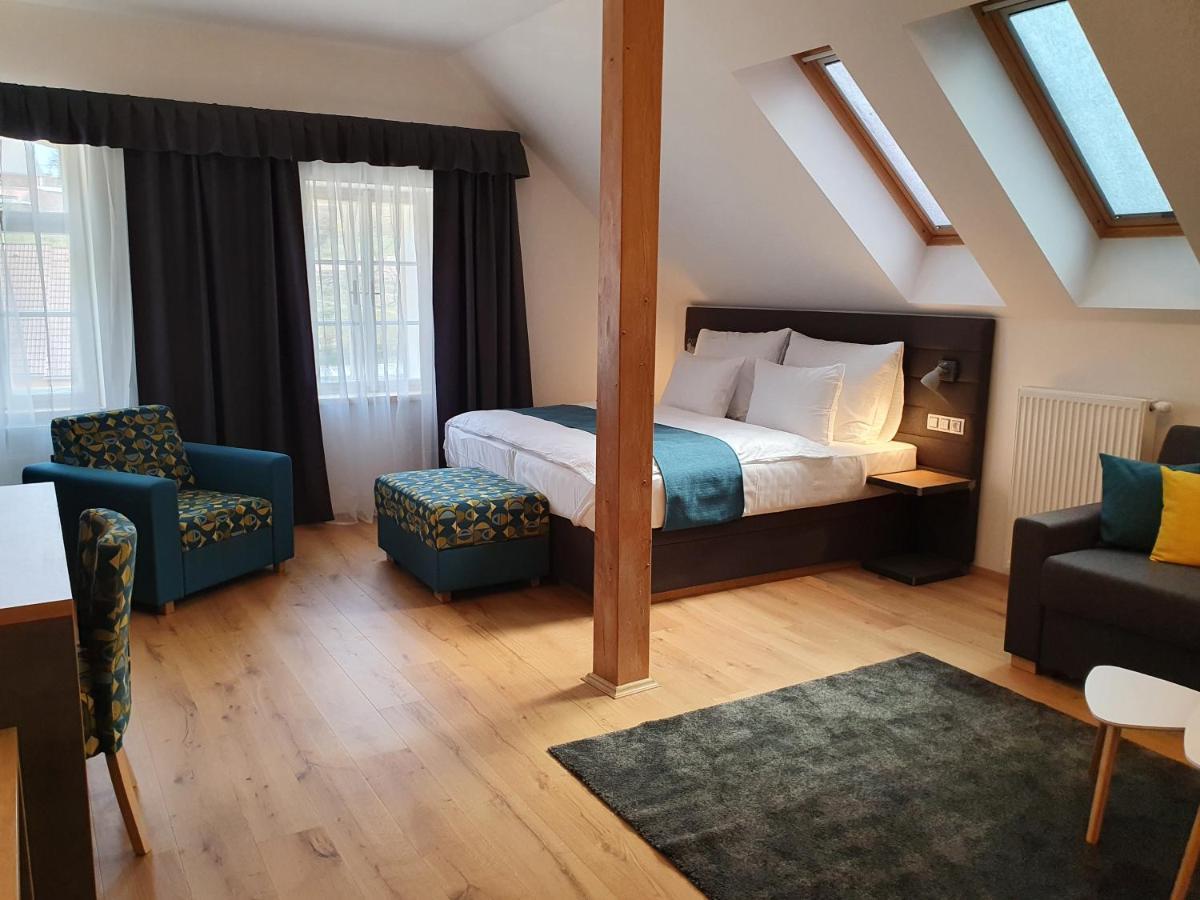Hotel Kortus Jetřichovice Екстериор снимка